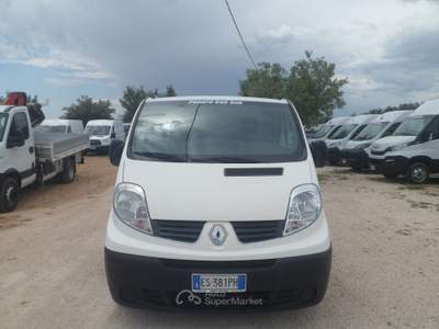 Renault Trafic furgone maxi Bianco usata San Michele Salentino