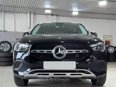 Mercedes-Benz GLA 2020 Mercedes-Benz GLA 200d Business Led Performance Panoramico Nero usata Brione