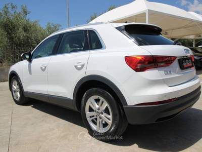 Audi Q3 S tronic Business 150cv|12.2018 Bianco usata Noto