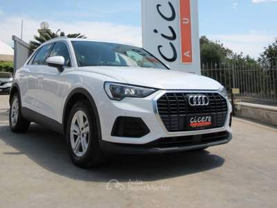 Audi Q3 S tronic Business 150cv|12.2018 Bianco usata Noto Audi Q3 S tronic Business 150cv|12.2018 Bianco usata Noto