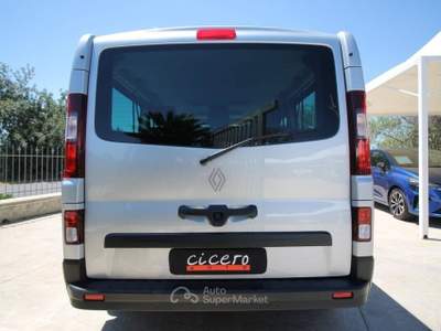 Renault Trafic 9p 150CV PL-TN Authentic|12.2024 Argento usata Noto
