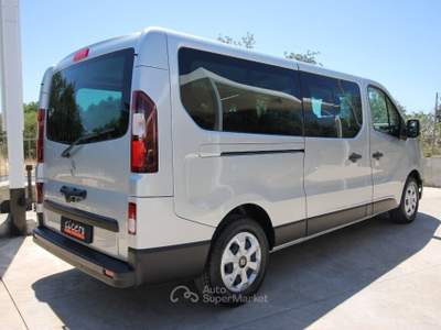 Renault Trafic 9p 150CV PL-TN Authentic|12.2024 Argento usata Noto