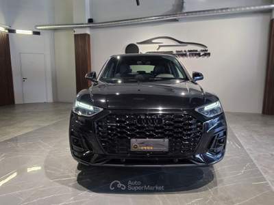 Audi Q5 Sportback  S line Identity Black quattro s-tronic 204cv Nero usata Firenze