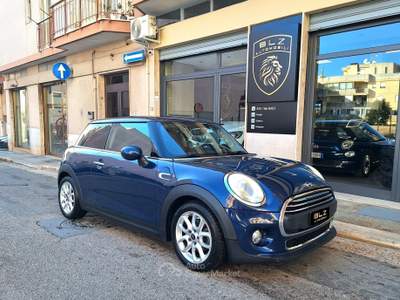 MINI 1.5 Cooper D Hype 5 1.5 Cooper D 5 porte Blu/Azzurro usata Castellana Grotte