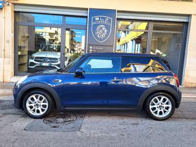 MINI 1.5 Cooper D Hype 5 1.5 Cooper D 5 porte Blu/Azzurro usata Castellana Grotte