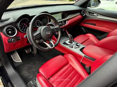 Alfa Romeo Stelvio AT8 Q4 Veloce Nero usata Mercato Saraceno