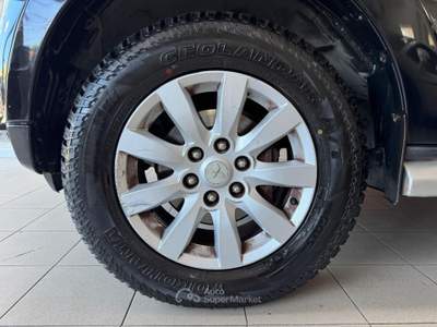 Mitsubishi Pajero 16V 5p. Intense DPF 7 POSTI FULL OPTIONAL PERFETTO!!! Nero usata Viareggio