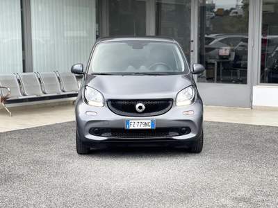 Smart ForFour 0.9 Benzina 90CV E6 Automatica - 2017 Grigio usata Roma