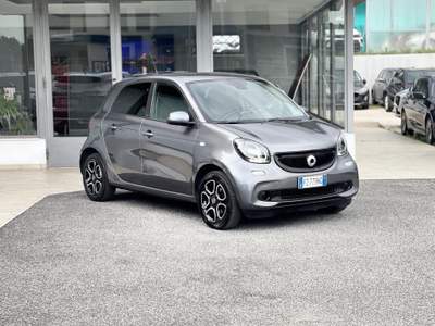 Smart ForFour 0.9 Benzina 90CV E6 Automatica - 2017 Grigio usata Roma