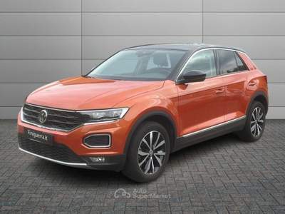 Volkswagen T-Roc 1.0 TSI Style BMT Arancione usata Civate