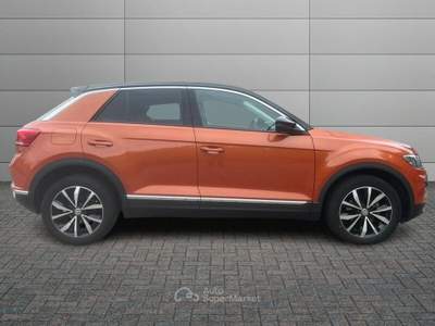 Volkswagen T-Roc 1.0 TSI Style BMT Arancione usata Civate