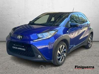 Toyota Aygo X 1.0B (72 CV) Trend Blu/Azzurro usata Civate