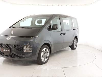Hyundai Staria HEV 1.6T 9 POSTI WAGON AT 2WD Nero usata Bolzano