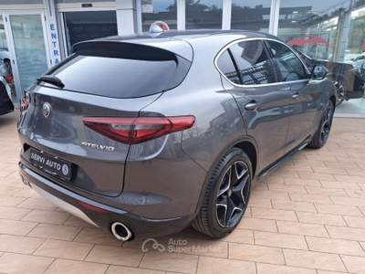Alfa Romeo Stelvio Stelvio 2.2 t Ti Q4 210cv auto "Blindata" Grigio usata Casoria