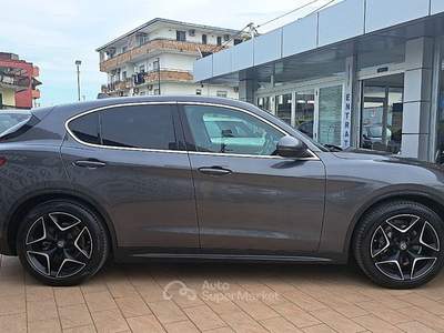 Alfa Romeo Stelvio Stelvio 2.2 t Ti Q4 210cv auto "Blindata" Grigio usata Casoria