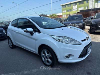 Ford Fiesta 3p 1.4 16v TitaniumGPL Bianco usata Lallio