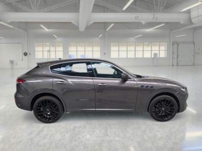 Maserati Levante 2.0 330cv 48v MHEV Executive Q4 auto Grigio usata Rovato