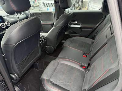 Mercedes-Benz Classe B d Premium auto / LUCI D'AMBIENTE Nero usata Lallio