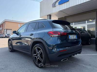 Mercedes-Benz GLA d Premium auto / LUCI D'AMBIENTE Blu/Azzurro usata Lallio