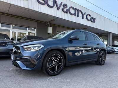 Mercedes-Benz GLA d Premium auto / LUCI D'AMBIENTE Blu/Azzurro usata Lallio