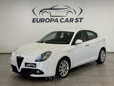 Alfa Romeo Giulietta 1.6 JTDM 120cv TCT Giulietta Bianco usata Caresanablot