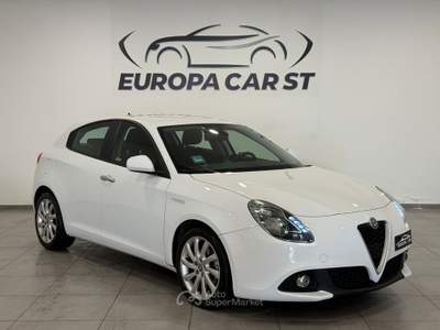 Alfa Romeo Giulietta 1.6 JTDM 120cv TCT Giulietta Bianco usata Caresanablot