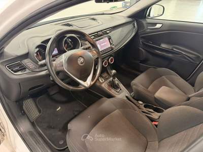 Alfa Romeo Giulietta 1.6 JTDM 120cv TCT Giulietta Bianco usata Caresanablot