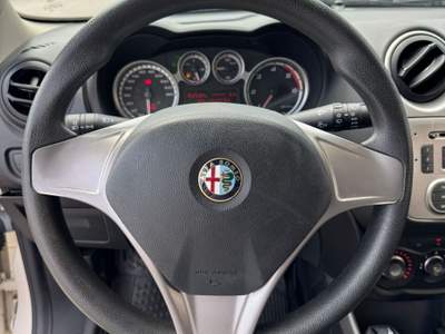 Alfa Romeo MiTo 1.3 JTDM 85cv Impression Beige usata San Giuseppe Vesuviano