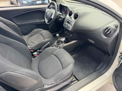 Alfa Romeo MiTo 1.3 JTDM 85cv Impression Beige usata San Giuseppe Vesuviano