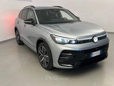 Volkswagen Tiguan 2.0 TDI 110KW SCR R-Line Plus DSG Argento usata Cesena