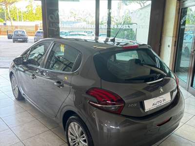 Peugeot 208 S&S 5 porte GT Line Grigio usata Giugliano in Campania