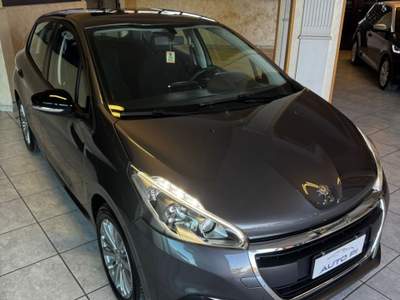 Peugeot 208 S&S 5 porte GT Line Grigio usata Giugliano in Campania