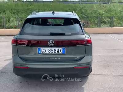Volkswagen Tiguan 1.5 etsi Life 130cv dsg Verde usata Leno