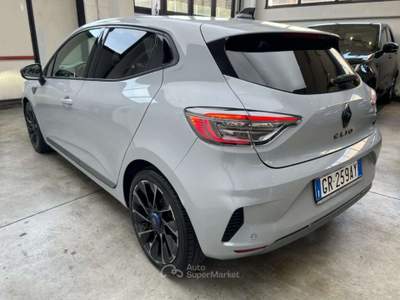 Renault Clio Full Hybrid E-Tech 145 CV 5 porte Esprit Alpine Grigio usata Parma