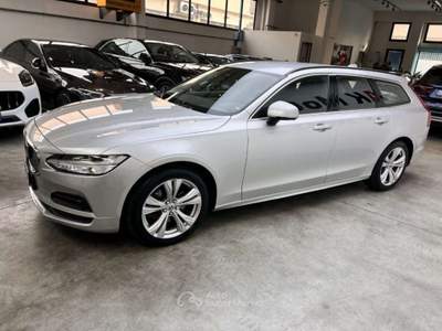 Volvo V90 B4 (d) Geartronic Momentum Argento usata Parma