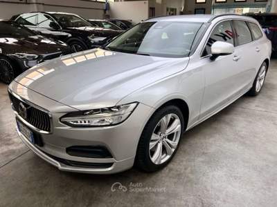 Volvo V90 B4 (d) Geartronic Momentum Argento usata Parma