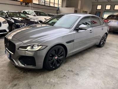 Jaguar XF 2.0 D 204 CV AWD aut. SE Grigio usata Parma