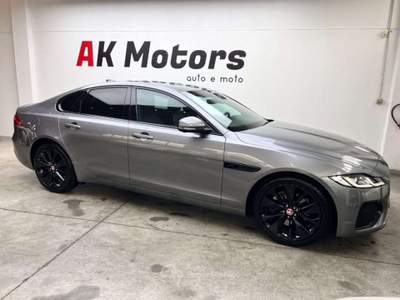 Jaguar XF 2.0 D 204 CV AWD aut. SE Grigio usata Parma