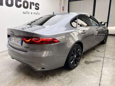 Jaguar XF 2.0 D 204 CV AWD aut. SE Grigio usata Parma