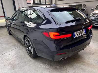 BMW Serie 5 518d 518 d 48V Touring Msport Blu/Azzurro usata Parma