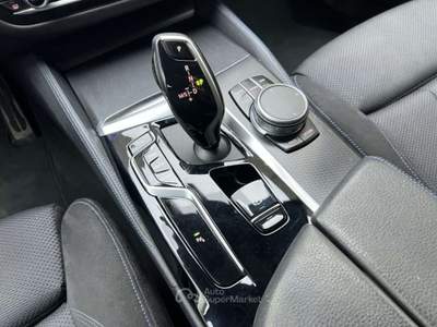 BMW Serie 5 518d 518 d 48V Touring Msport Blu/Azzurro usata Parma