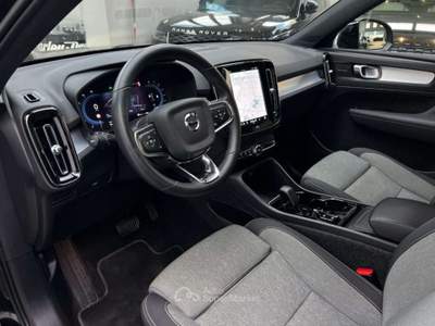 Volvo XC40 B3 automatico Plus Dark Nero usata Parma