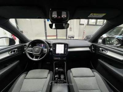 Volvo XC40 B3 automatico Plus Dark Nero usata Parma