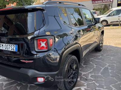 Jeep Renegade 2.0 mjt Trailhawk 4wd 170cv auto Gancio Traino Nero usata Lesmo