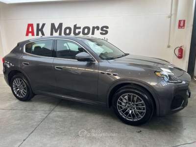 Maserati Grecale MHEV 300 CV AWD GT Grigio usata Parma