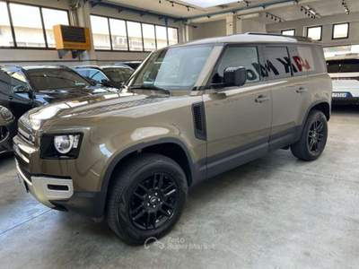 Land Rover Defender 110 3.0D I6 200 CV AWD Auto S Bronzo usata Parma