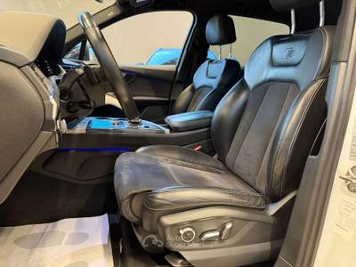 Audi Q7 3.0 tdi 272CV S LINE Business Plus quattro tiptron Bianco usata Merano