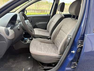 Dacia Sandero 12Mesi garanzia,pagamento dilazionato x3 rate usata Ostuni