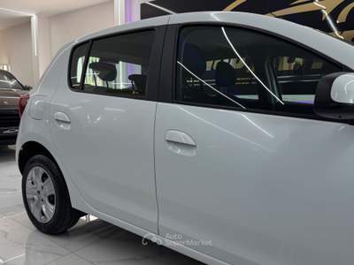 Dacia Sandero TurboGPL 90CV Full Opt Bianco usata Qualiano