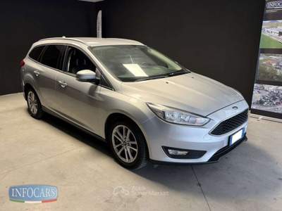 Ford Focus SW 1.5 TDCi 120 CV Business Argento usata Este